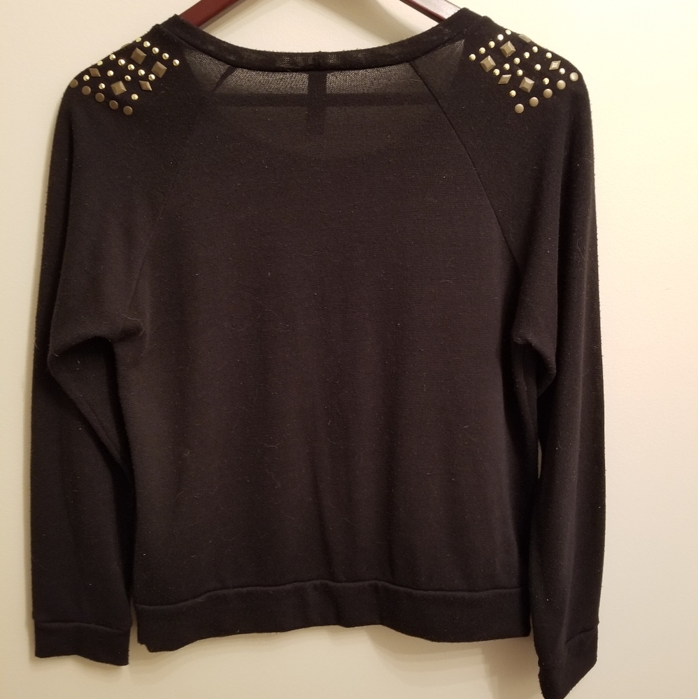 Sweater - Picture 2 of 2